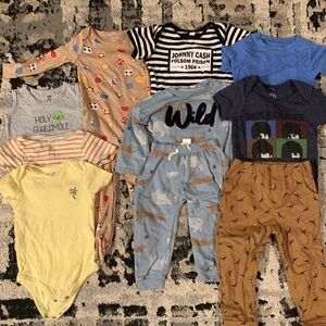 Bundle of 24m toddler clothes